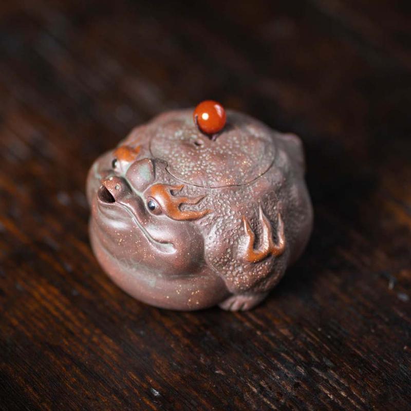 

150ml Yixing Purple Clay Teapots Handmade Jin Chan Hand Grab Pot Raw Ore Purple Jade Gold Sand Tea Infuser Kettle Zisha Tea Set