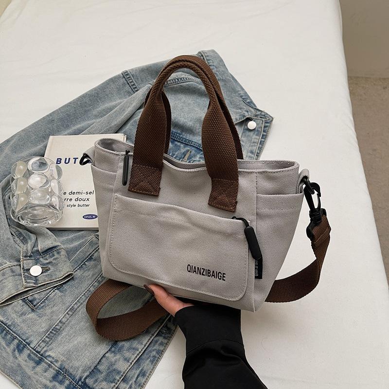 Stylish Simple Solid Color Niche Design New College Student Shoulder Crossbody Women's Casual Trend Shoulder Tote Bag