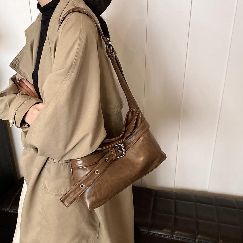 Premium sense retro trendy bag women's 2025 new Maillard shoulder bag large capacity commuter messenger tote bag