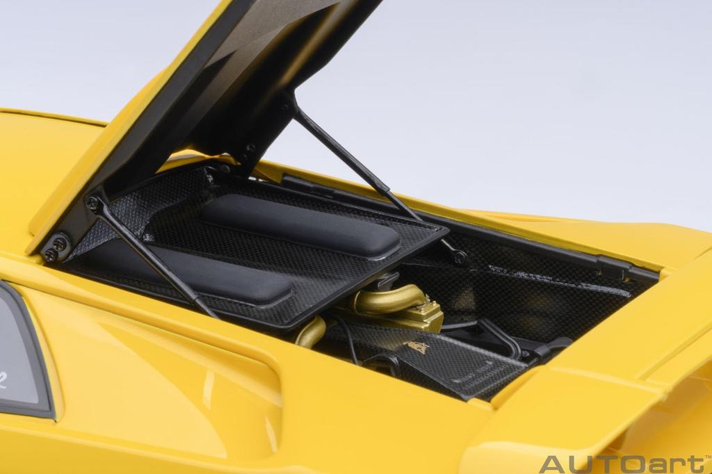 AUTOart Lamborghini Diablo SE30 Jota Yellow Finished Product 1/18