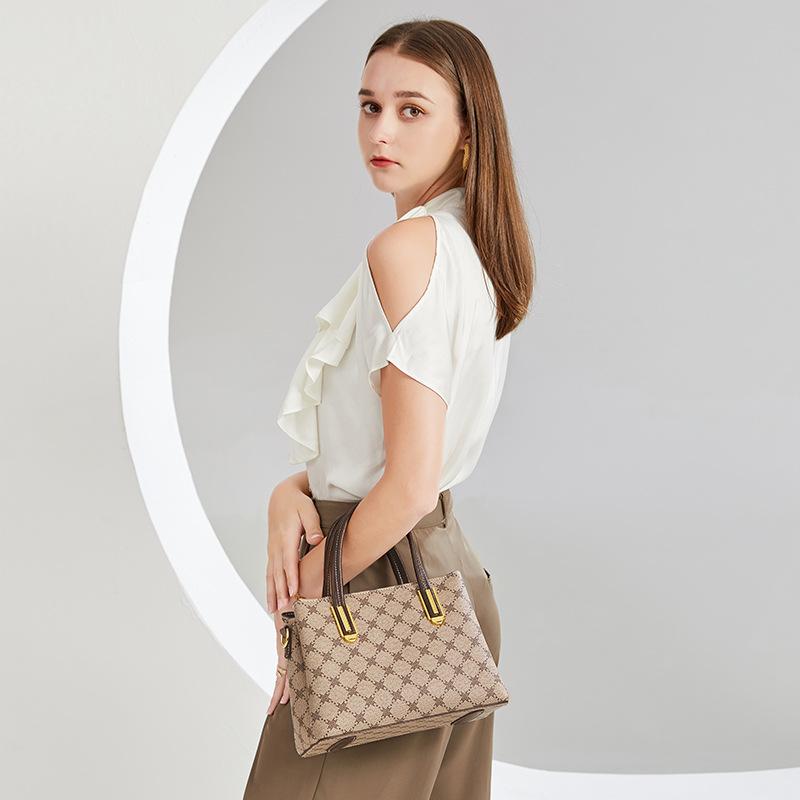 2023 New Fashion Spring/Summer Fashion Versatile Crossbody Handbag with Magnificent Large Capacity Shoulder Bag Printing
