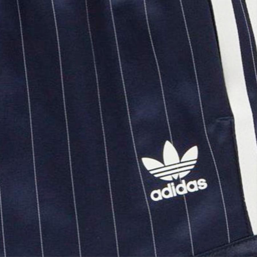 adidas Originals x Sporty & Rich Track Short Navy/Cream Women Streetwear IN5253