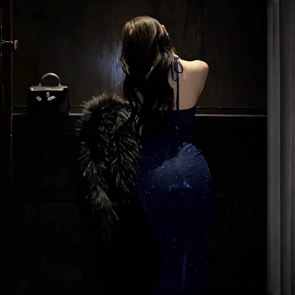 Rochie de Ziua de Naștere Albastru Francez Scânteietoare cu Gât Halter - Elegantă, Sexy și Trendy Rochie 2025