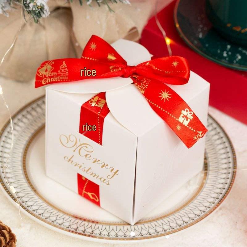 Christmas Apple Gift Box for Kids - Creative Holiday Packaging with Candy Bag