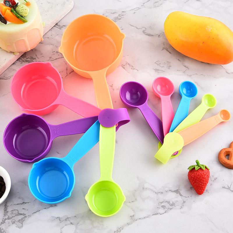 Buntes PP-Kunststoff Messbecher- & Löffelset für Küche, Backen & Kaffee