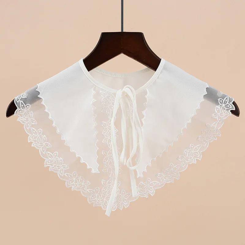 White Lace Fake Collar for Women Embroidered False Collar Shirt Blouse Doll Sweater Decorative Shirt Detachable Collar
