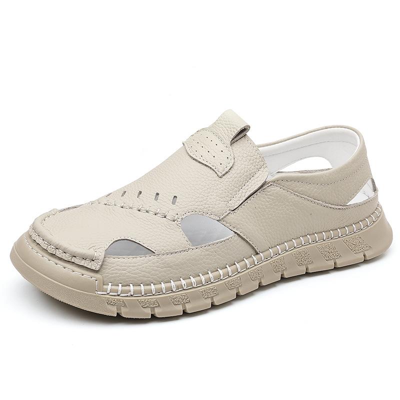 Sandals Men's New Summer Outer Wear Hollow Breathable Bag Head One Pedal Hole Shoes Driving Beach Leather Sandals