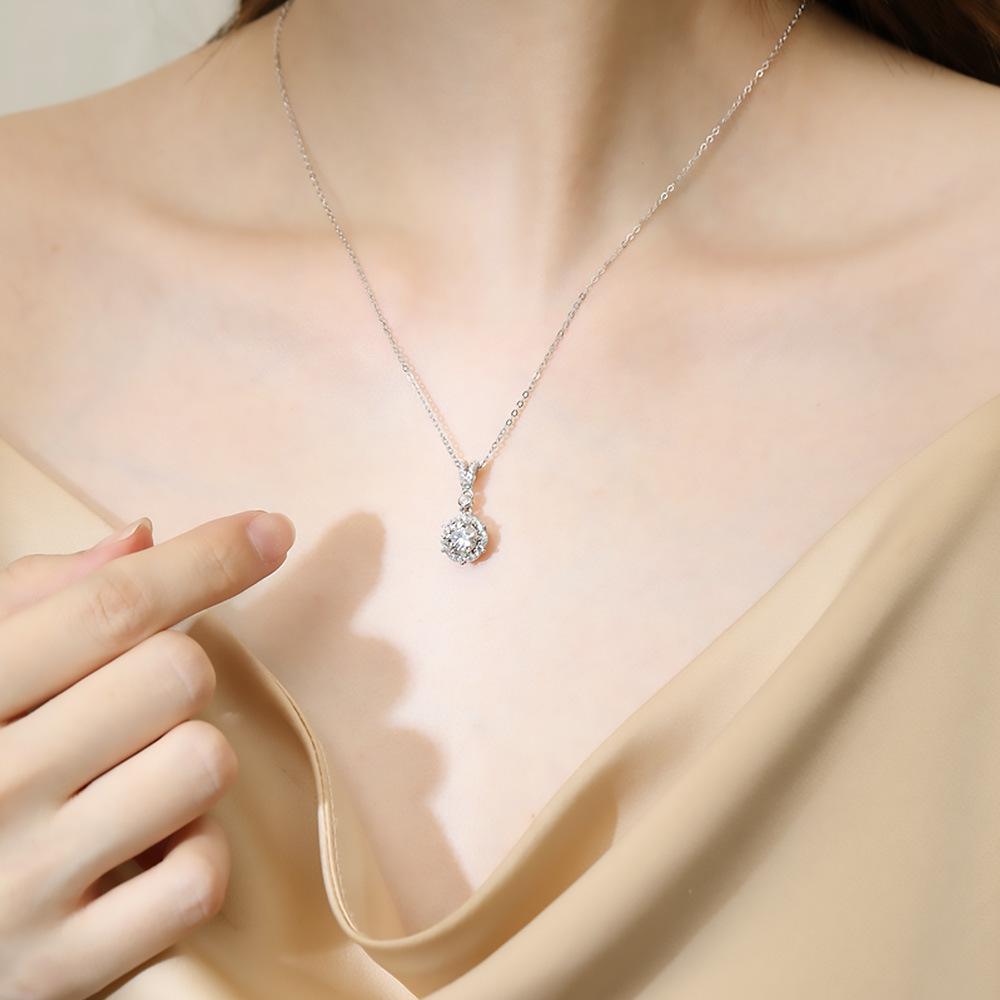 Sterling Silver Moissanite Flower Clavicle Necklace - Elsa Princess Pendant for Women