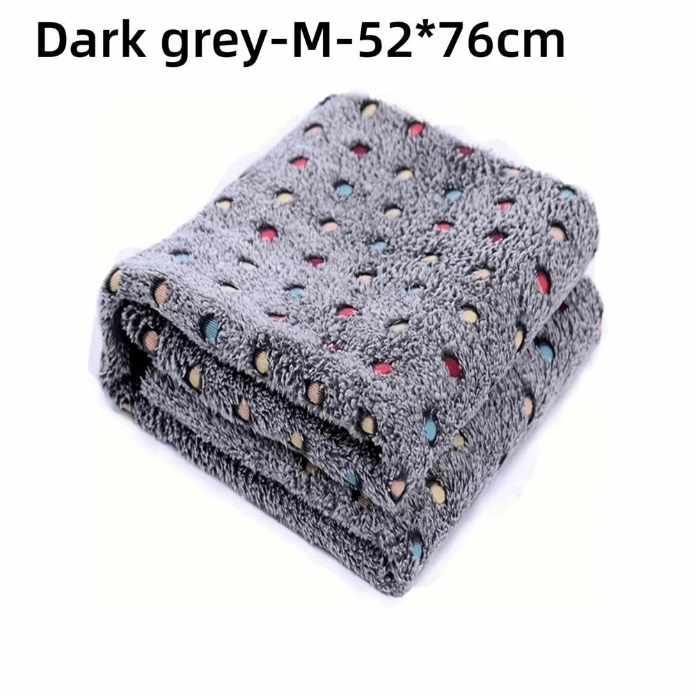 Portable Ultra-Soft Pet Bed Blanket Cute Dot Pattern Cozy Warm Pet Pad Machine Washable Breathable Dog Blanket for Dog/Cat