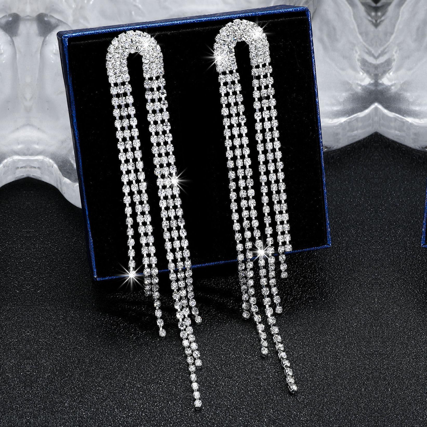 

Silver needle super flash fringed metal earrings women, European and American fashion long earrings exaggerated personality design earrings 925 silver needle