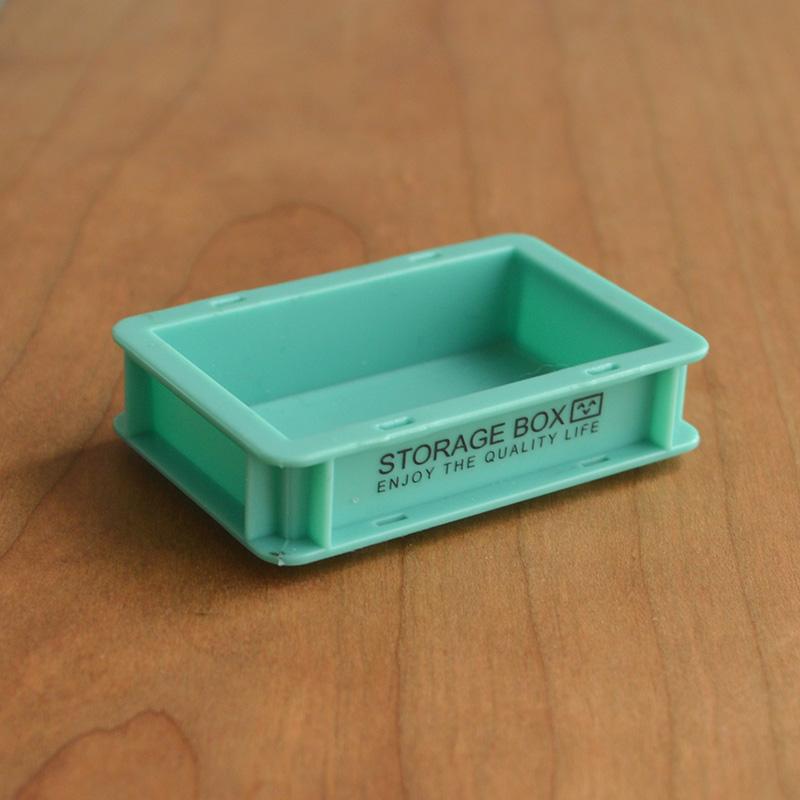 1 Piece Doll Accessories Toys  1/6 1/12 Dollhouse Miniature Furniture Storage Box Rack Model