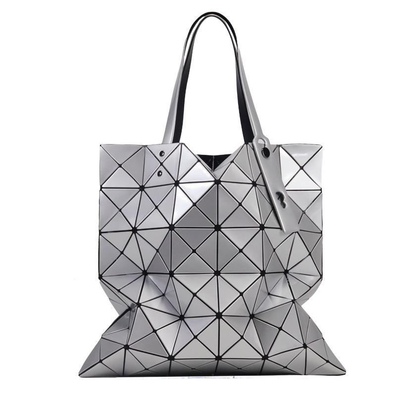 Diamond Geometric Tote: 2024 Fashionable Large-Capacity Shoulder Bag for Women