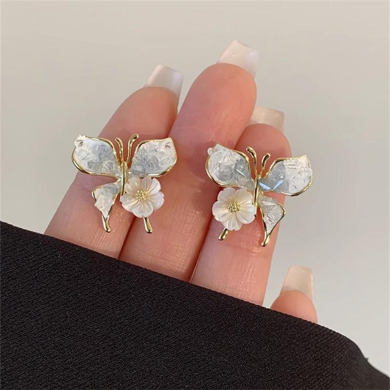 Korean Exquisite Butterfly Stud Earrings For Women Shiny Crystal Zircon Butterfly Versatile Love Heart Earring Party Jewelry