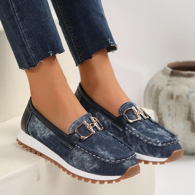 Flat bottom round head single shoes women's spring new European and American foreign trade large size chain belt buckle foot women's shoes wholesale