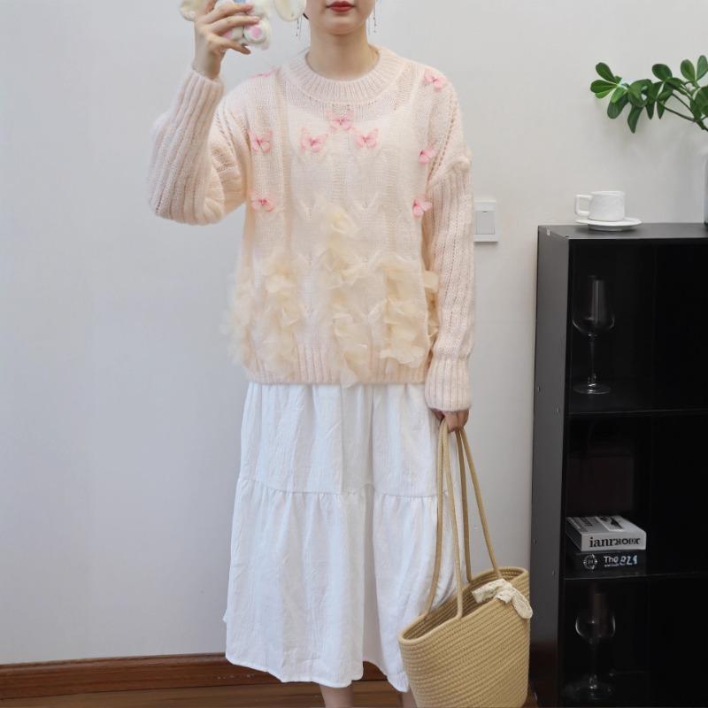 Autumn and Winter New Three-dimensional Butterfly Design Knitted Sweater Top Sweet Soft Waxy Gentle Wind Sweater Pullover Woman