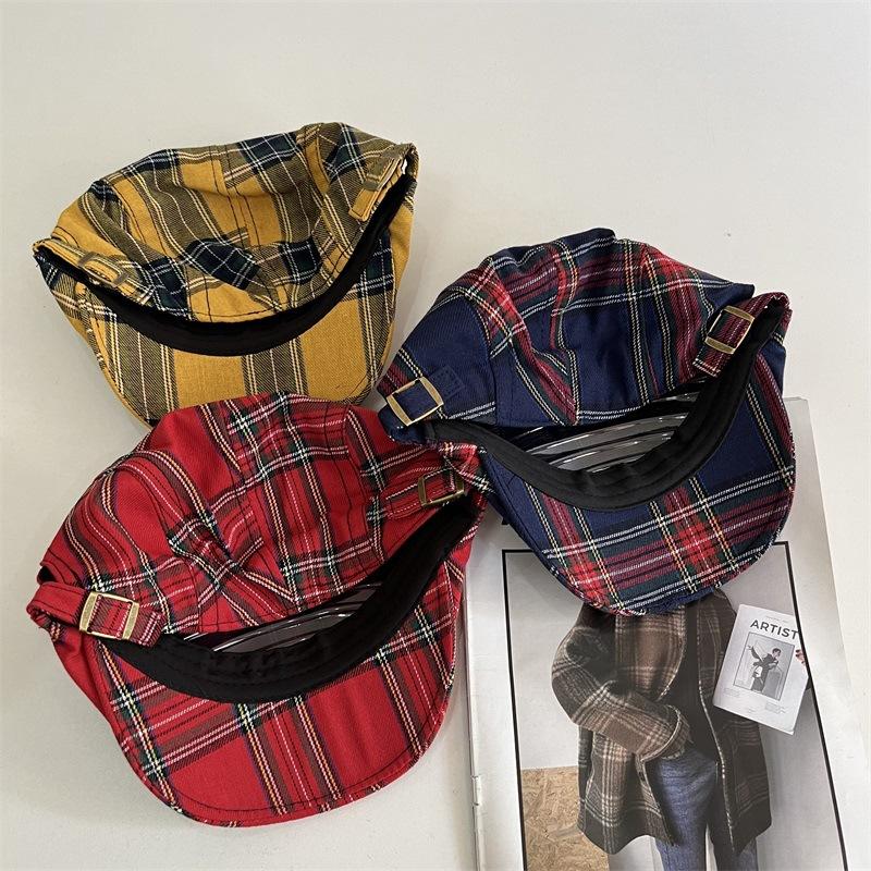 

Plaid retro forward hat female vintage spice girl wind big head circumference duck bill British spring and autumn beret man M（56-58cm） жовтий