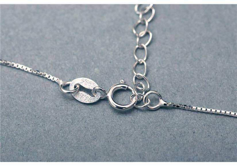 Elegant Curved Pipe Necklace - Short European & American Style Clavicle Chain for Women