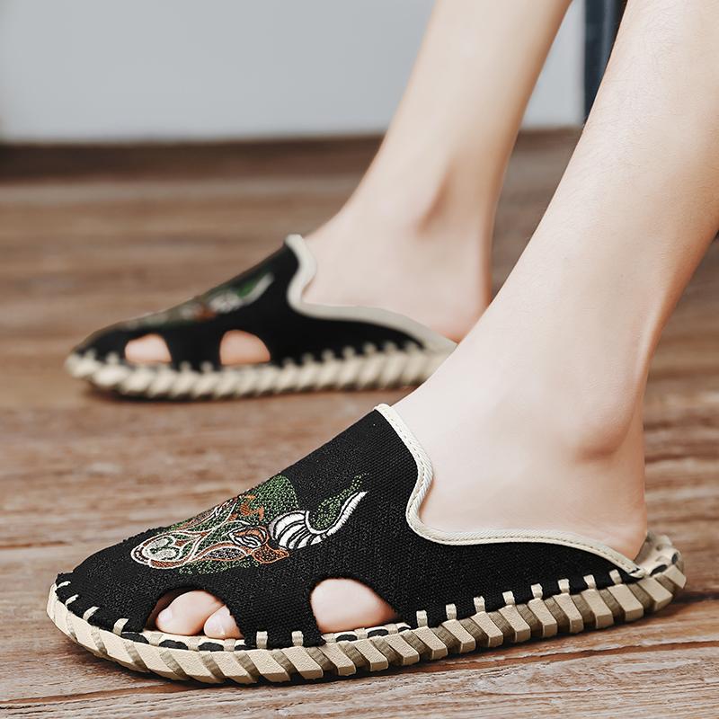 Fashion Men Canvas Embroidered Close Toe Slippers Handmade Mens Embroidery Summer Flat Shoes Comfortable Denim Shoes for Man