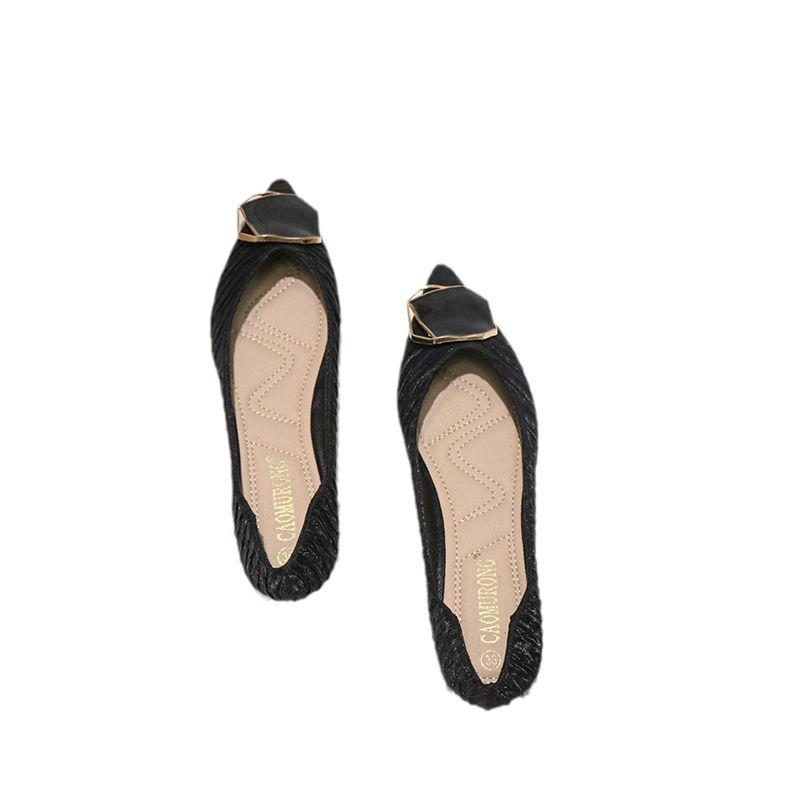 2024 Autumn Women's Fashion Mary Jane Flat Shoes - Versatile Pointed Toe for Skirts, Gentle Style