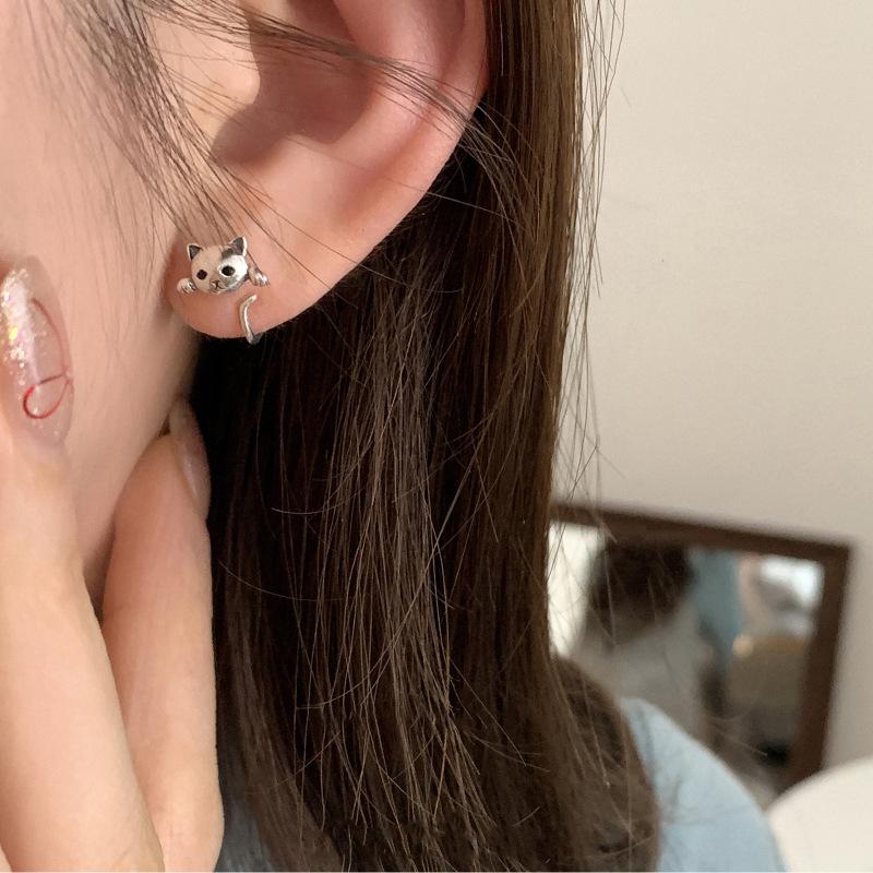 Light Luxury Cat Earrings Female Fashion Personalized Niche Design Unique Versatile Heavy Duty Senior Sense Ear Hooks Tide Ambience Back To School
