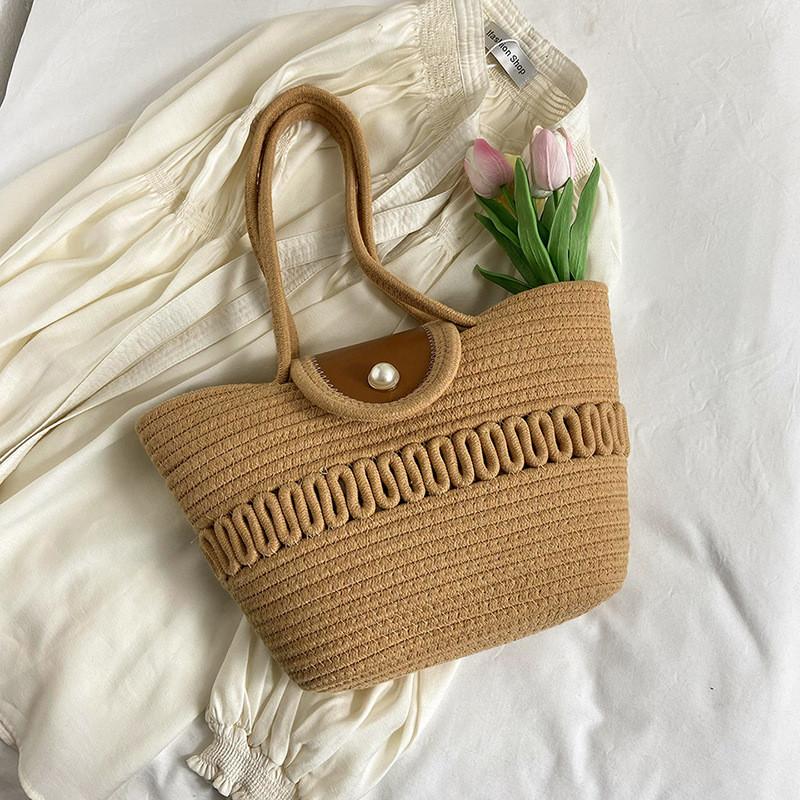 Elegant Vintage Woven Tote Bag Large Capacity Fashion Shoulder Bag For Women