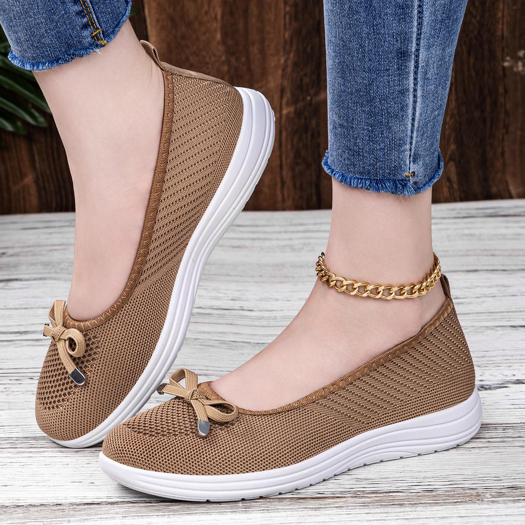Women's Shoes Spring Versatile Casual Single Shoes Comfortable Low Top Slip On Breathable Mom Shoes Casual Soft Sole Non Slip Walking All Day Sneakers