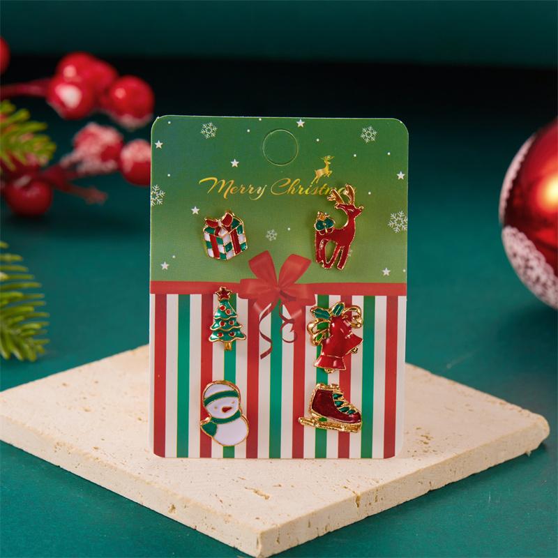 Fashion Christmas Brooch Pin For Women Men Santa Claus Snowflake Christmas Tree Bell Enamel Brooch New Year Xmas Decoration Gift