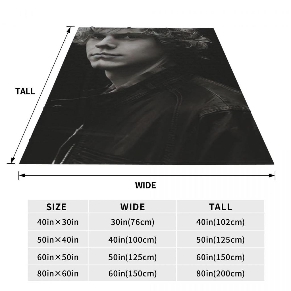 Evan Peters Pattern Blanket Flannel Sofa Throw Blanket Portable Throw Blankets for Couch Bedding Outdoor Throws Bedspread Quilt