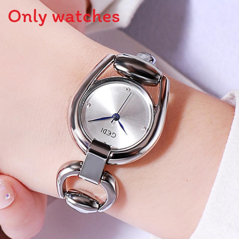 Fashion Ladies Quartz Watch With Alloy Bracelet And Rhinestone Decor For Casual Wear