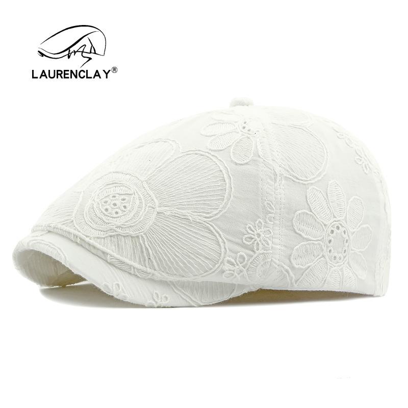 

Spring and summer new six-piece beret women s jacquard flower cap literary retro forward hat painter hat tide Adjustable білий