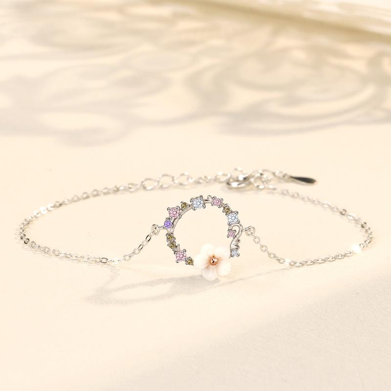 Summer New Small Daisy Wreath Bracelet Female Ins Small Fresh Internet Celebrity Mori Niche Design Jewelry