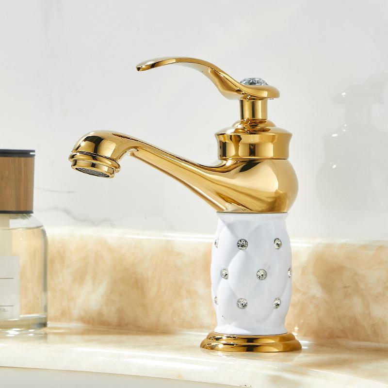 Baterii Europene pentru Lavabo de Baie Aurii Baterii Mixere Decor Diamant Crom Mâner Unic Cald și Rece Montare pe Deck