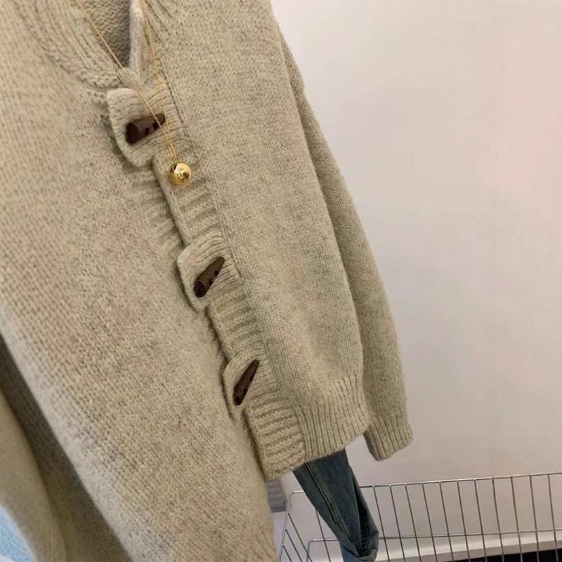 Retro Horn Button Sweater Jacket Women's Autumn and Winter Lazy Wind Short Small Wool Knitted Cardigan