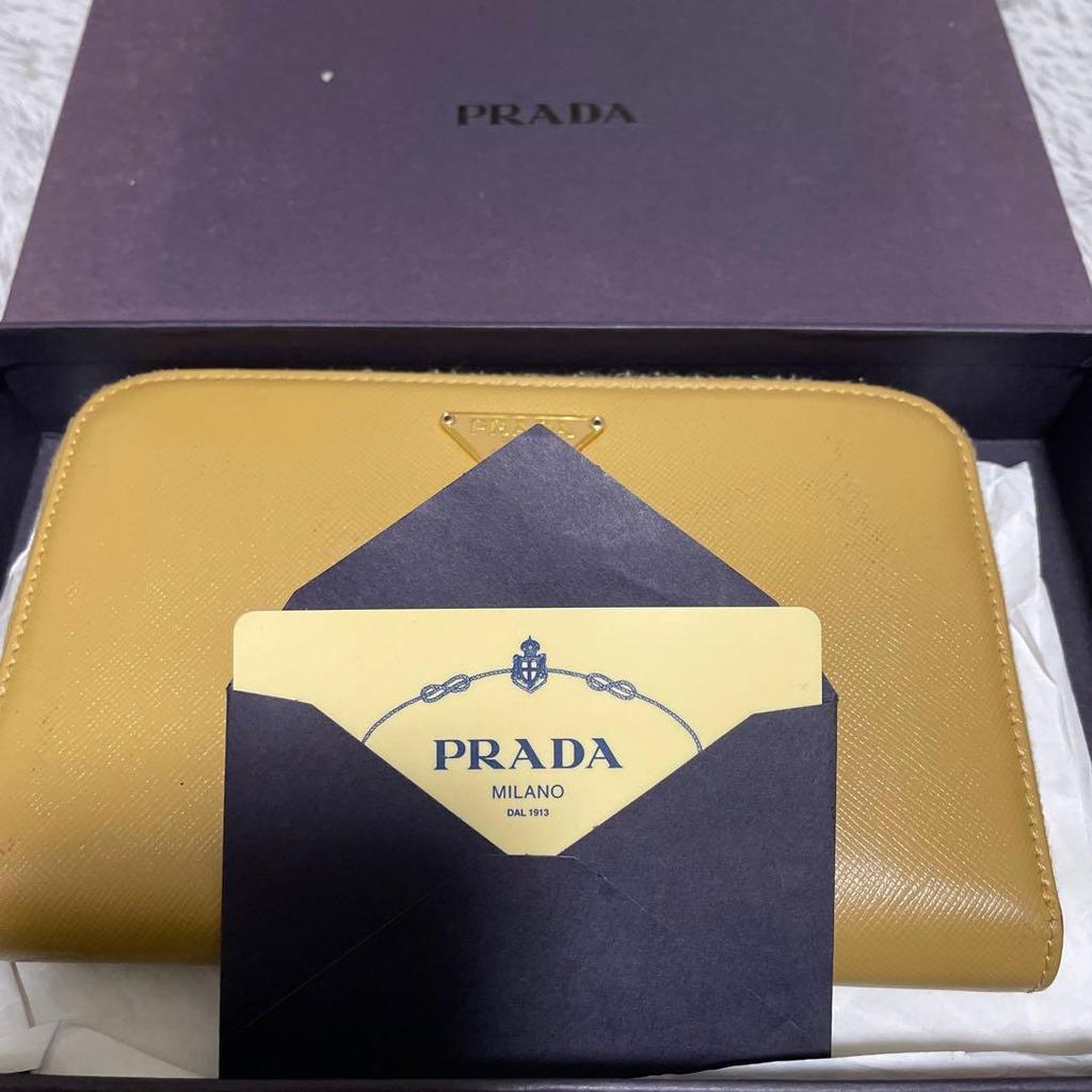 Used PRADA Saffiano Round Zip Long Wallet