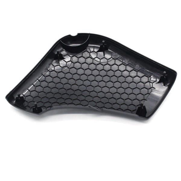 

1 Pc Black ABS Holden VT VX VU VY Horn Cover, Front Right IV None