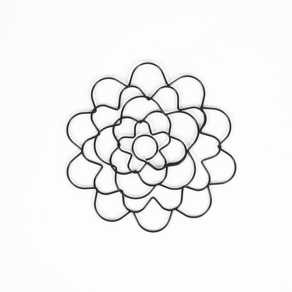 Foldable Metal Laser-Cut Floral Arrangement Grid – Trending Flower Arranging Aid