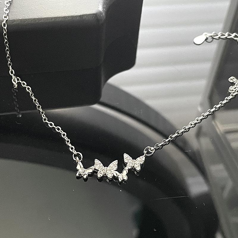 Butterfly Flash Diamond Inlaid Zircon Necklace Niche Design Cold Wind Sweet Cool Wind Light Luxury Collarbone Chain Female