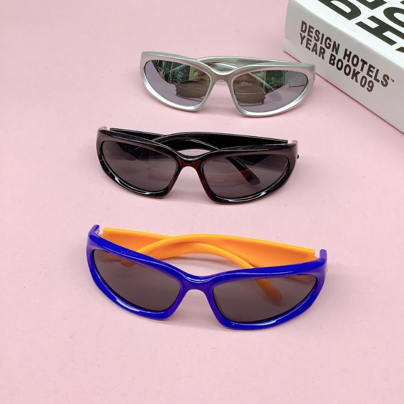 UV Protected UV Protected Polarized UV Protection Lightweight Comfortable Durable High Quality Oval Shaped Sun Glasses