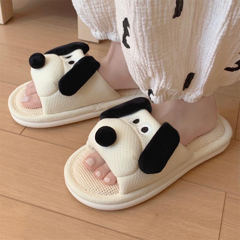Cute Soft-soled Linen Shoes for Girls, Cartoon Indoor Floor Slippers with A Feeling of Stepping On Feces