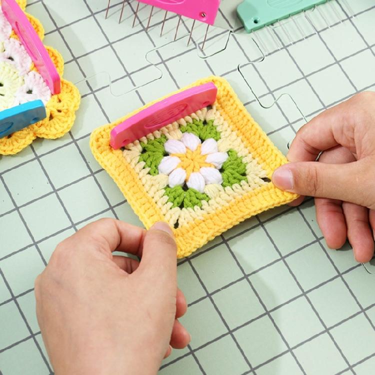 4 Stück Gitter-Strick-Blockierbrett 12,6x12,6 Zoll Strick-Blockier-Schaumstoffpolster für Häkelprojekte, Granny Square Herstellung