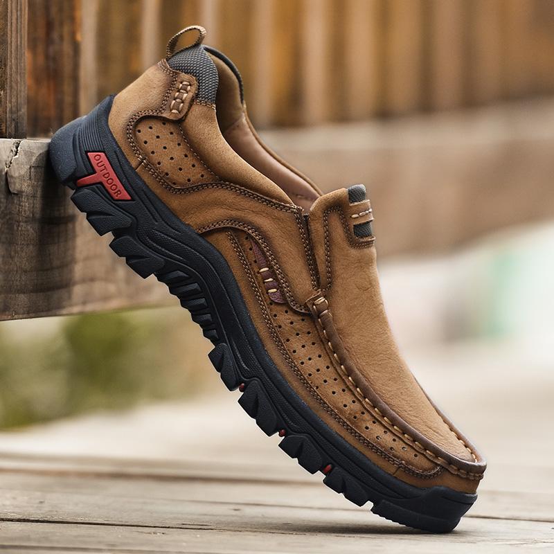 Fashion Genuine Leather Casual Shoes Men Sneakers Brand 2025 Mens Loafers Moccasins Breathable Slip On Driving Shoes Plus Size38-48