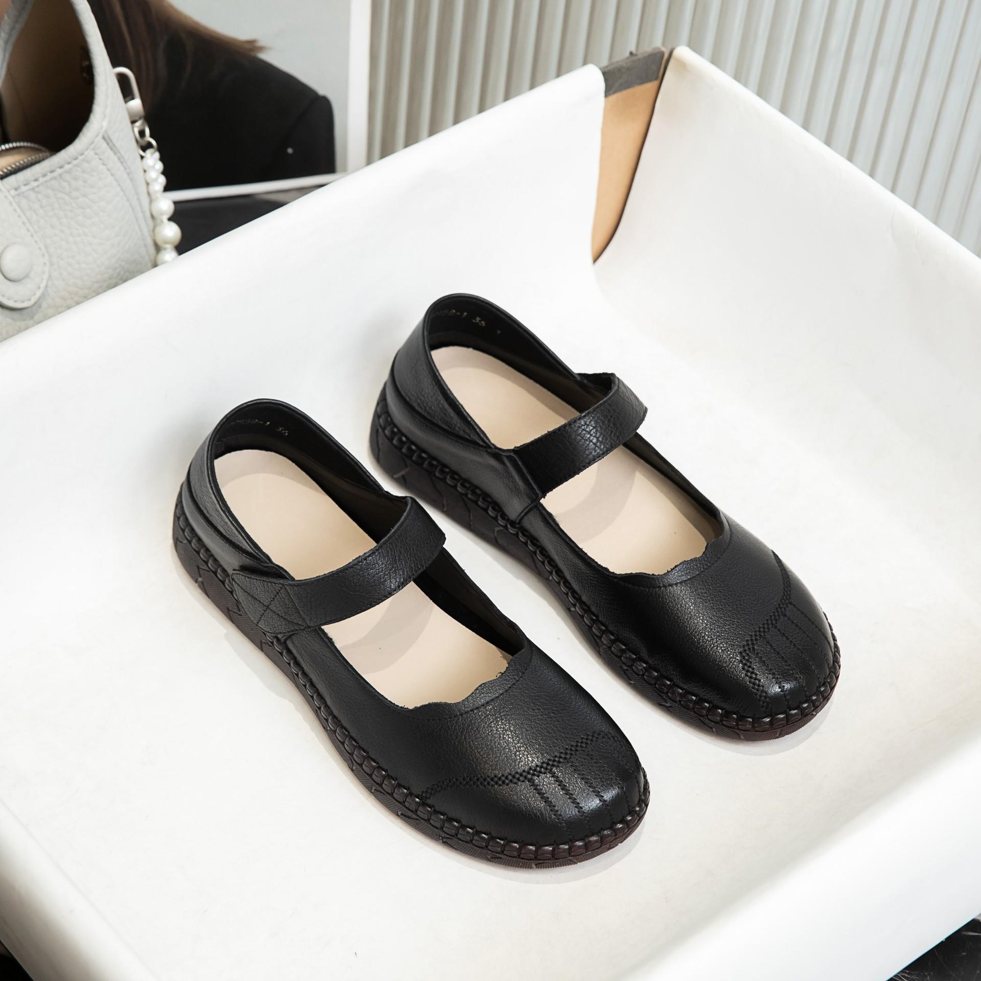 

Новые женские туфли-лодочки с мелким вырезом, весенние, новые, ретро, на мягкой подошве, на толстом каблуке, с круглым носком, туфли для мамы, удобные и универсальные женские туфли 35 чёрный