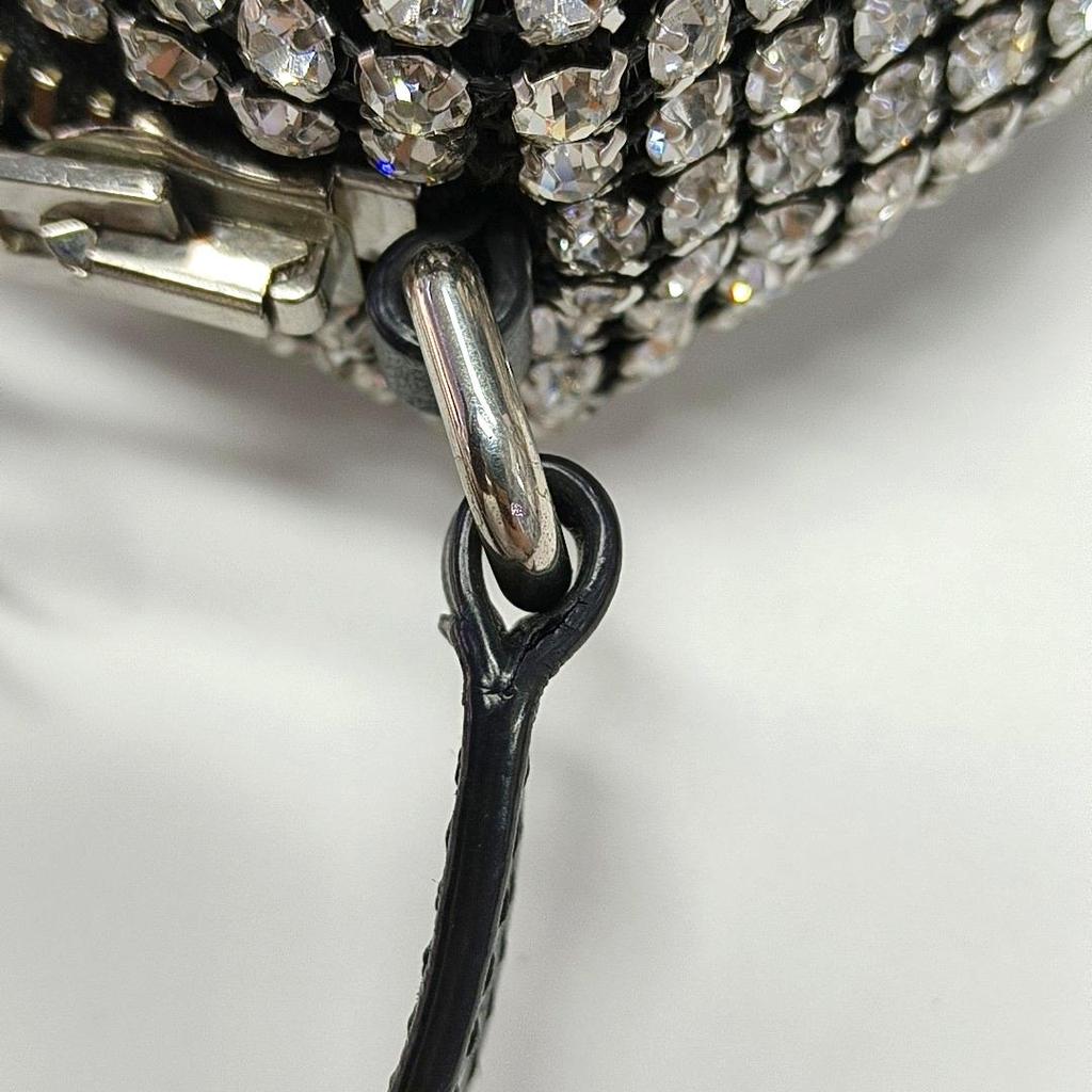 [Pre-Owned] Chain Mesh Zipper Clutch Bag Medium - Very Good #1QLPHJ4