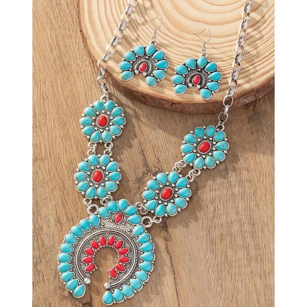 Vintage Turquoise Necklace European and American Exaggerated Personality Bohemian Trend Jewelry