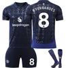 Tieners Kinderen Volwassenen Gepersonaliseerde Naam Voetbaltenues 2024-25 Manchester United Uit #8 B.FERNANDES Trainingsshirt Set met Sokken