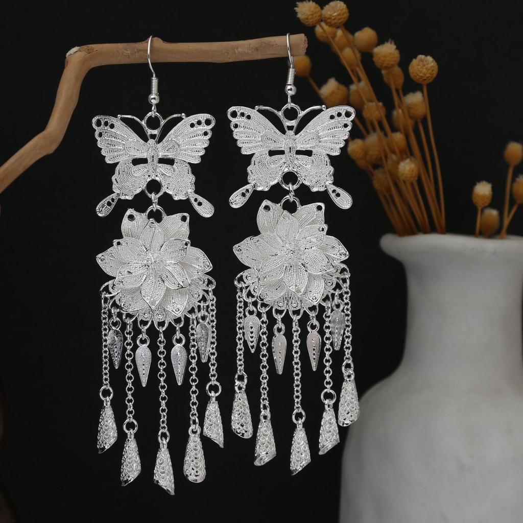 Miao Silver Tassel Earrings: Ethnic Style, Fashionable Exaggeration, Light Luxury Design