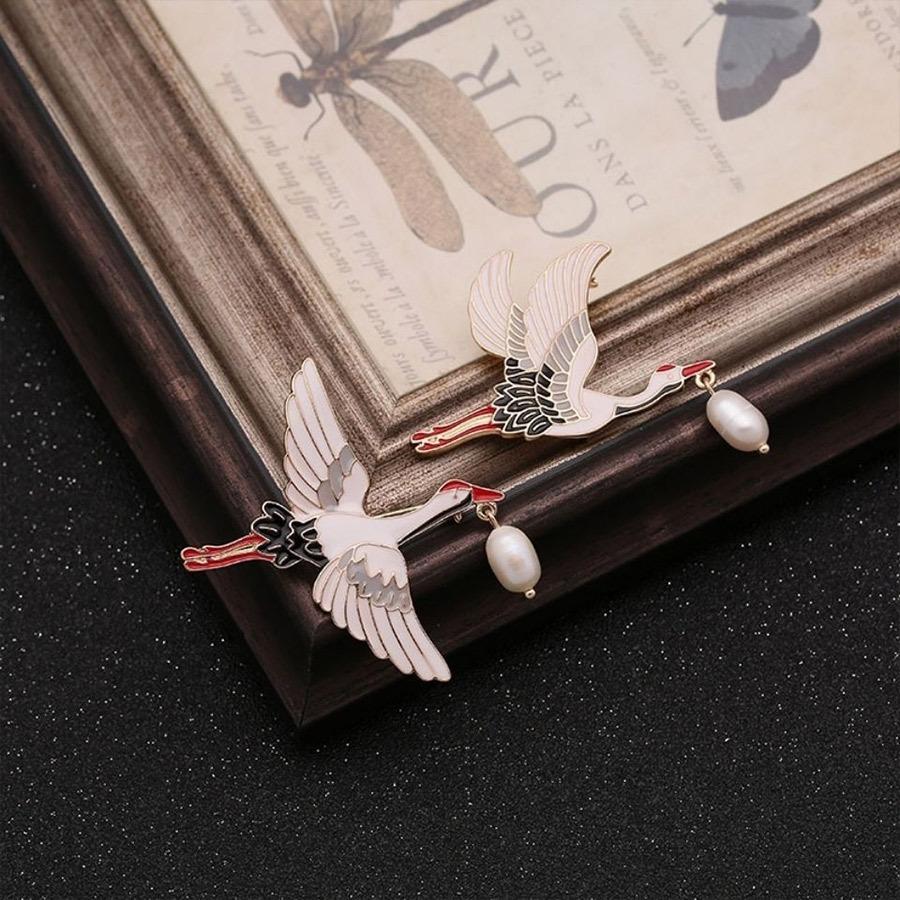Retro Kranich Brosche Ins Trend Kreativ Antikes Metallabzeichen Chinesischer Stil Fliegender Kranich Pin Tasche Kleidung Dekoration