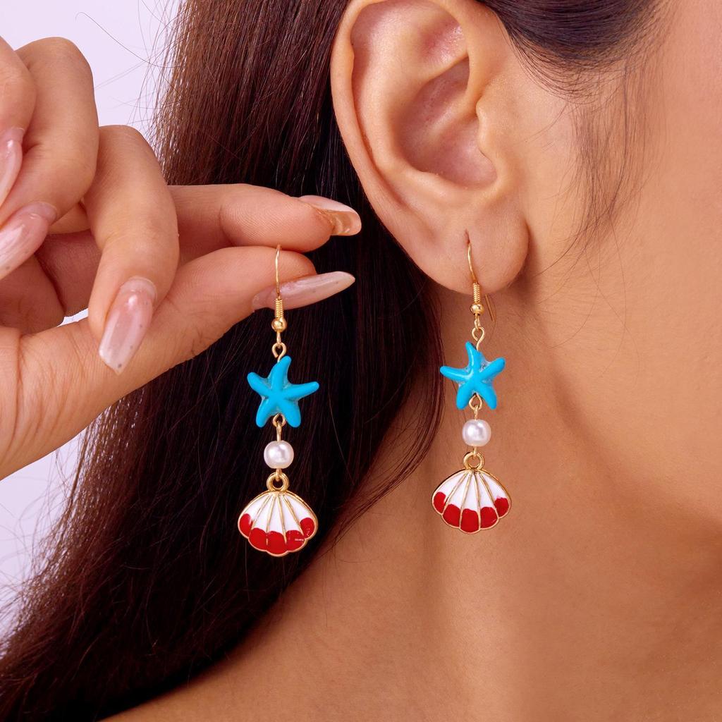 Exquisite Boucles d'Oreilles à Pompons Coquillage & Étoile de Mer pour Femmes – Polyvalentes, Style Bord de Mer de Niche