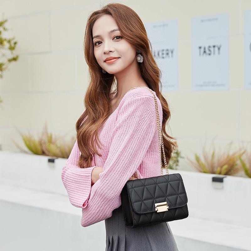 Bag Women's Rhombus One Shoulder Crossbody Fashion Square Bag New Versatile Casual Paper Leather Bag