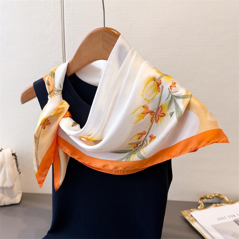 Luxury Pink Flower Print Silk Women's Scarf 70cm Square Scarves Designer Bandana Small Hijab Wrap Hairbands Foulard Shawl